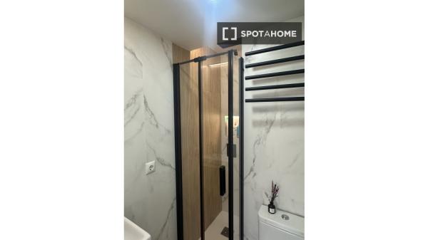 Estudio en alquiler en el Camp de l'Arpa del Clot, Barcelona