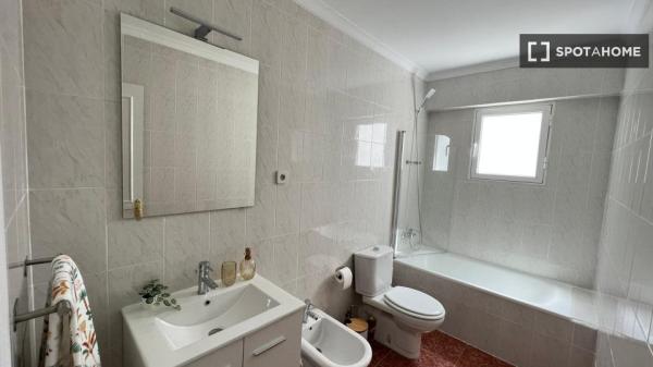 Room in shared apartment in Málaga