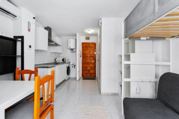 Estudio en calle Ramón Gallud s/n