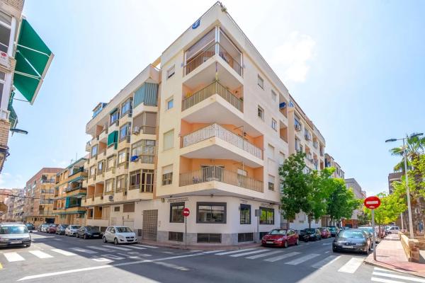 Estudio en calle Ramón Gallud s/n