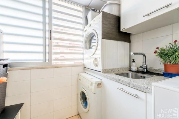 Dúplex en avenida Oscar Espla