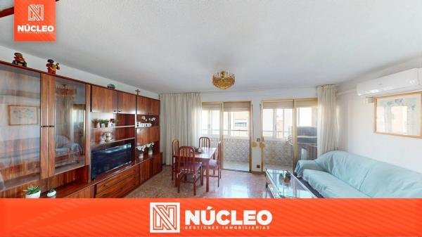 Piso en calle del Maestro Alonso