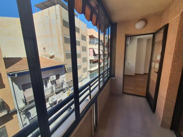 Piso en calle Sevilla, 20