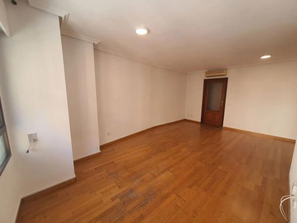 Piso en calle Sevilla, 20