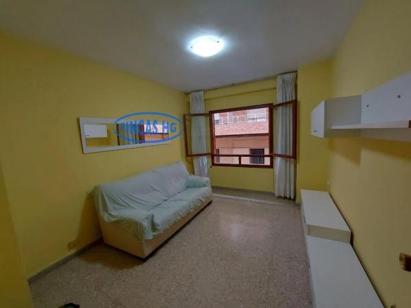 Piso en Barrio Carolinas Bajas