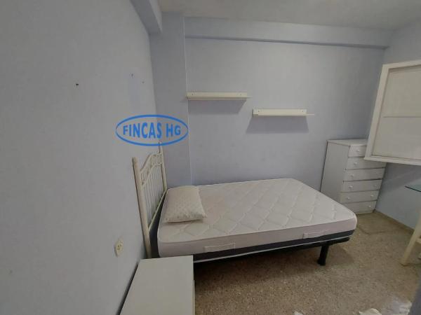 Piso en Barrio Carolinas Bajas