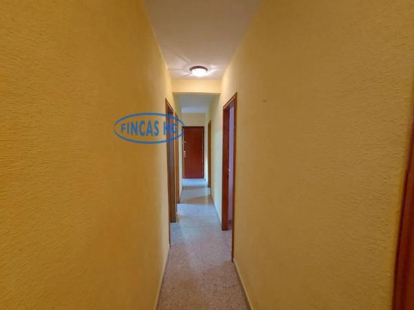 Piso en Barrio Carolinas Bajas