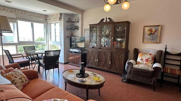 Piso en plaza Paseíto Ramiro