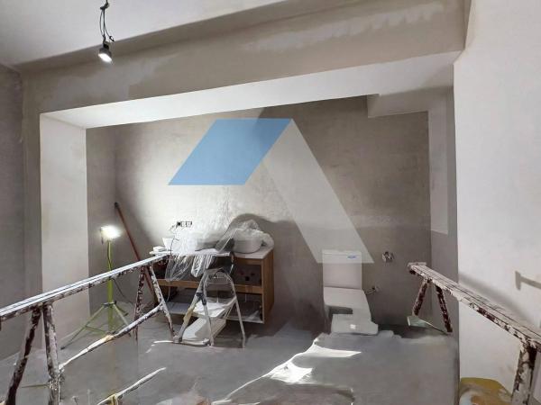 Piso en calle Reyes Católicos, 28