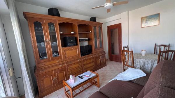 Piso en calle Colón, 148