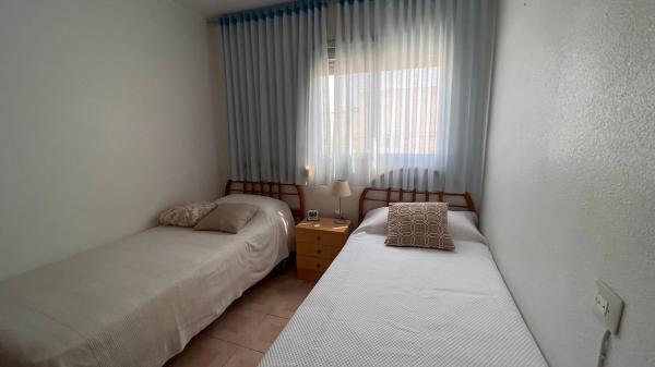 Piso en calle Colón, 148