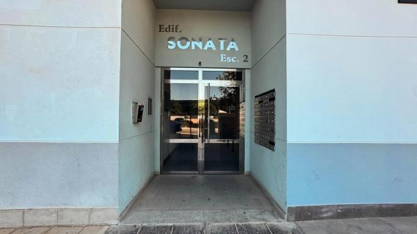 Piso en avenida Pianista Gonzalo Soriano