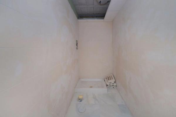 Chalet pareado en calle Anglaterra