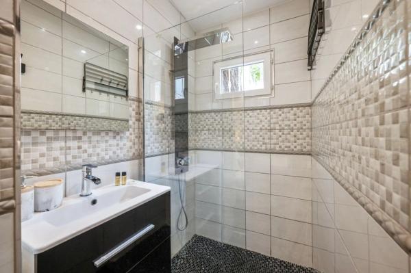 Chalet adosado en calle Pedro Ruiz