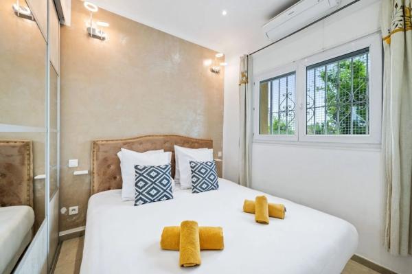 Chalet adosado en calle Pedro Ruiz