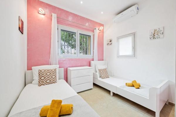 Chalet adosado en calle Pedro Ruiz