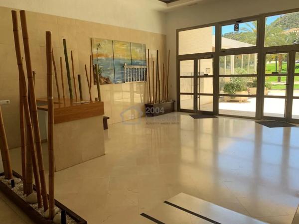 Piso en avenida Rosa de los Vientos