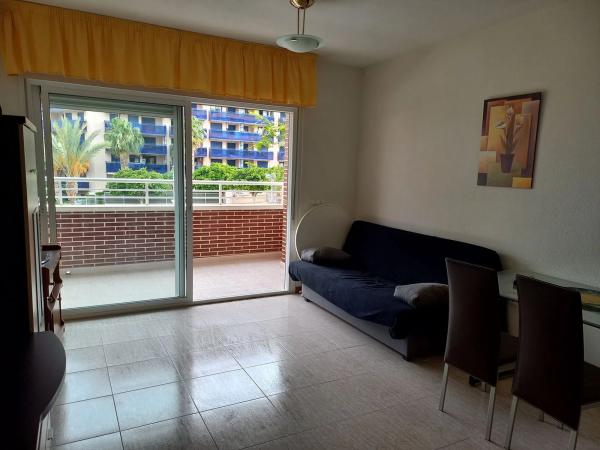 Piso en calle Gregal, 2