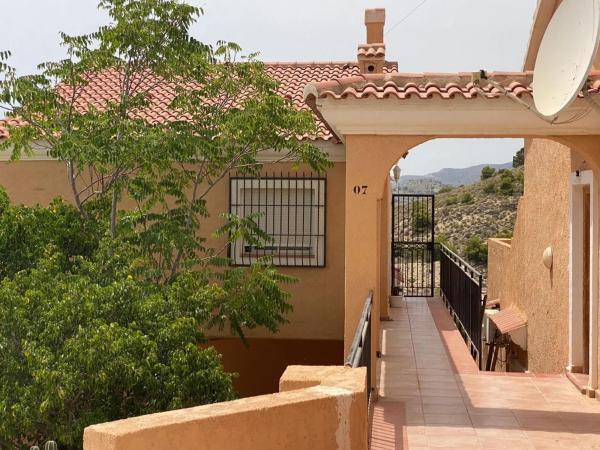 Piso en calle Bélgica, 6