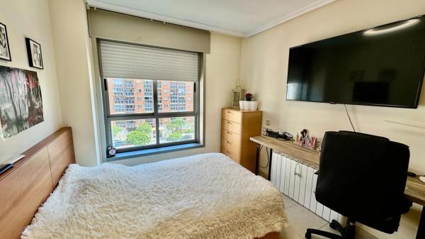 Piso en avenida Rosa dels Vents