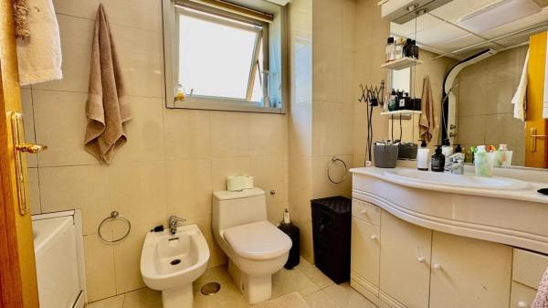 Piso en avenida Rosa dels Vents