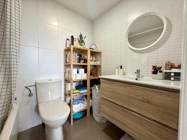 Piso en Barrio Las Azaleas - Alkadir