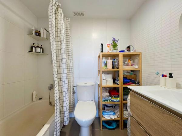 Piso en Barrio Las Azaleas - Alkadir