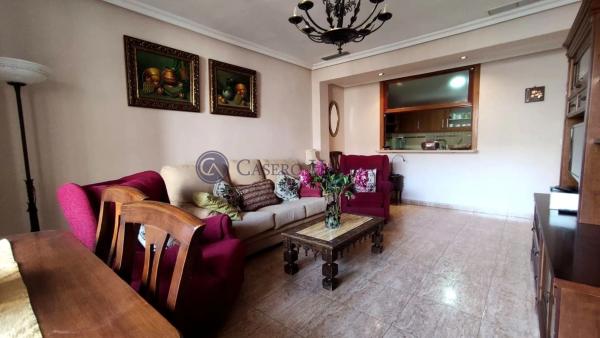 Casa independiente en calle Ciutat de Castelló, 36