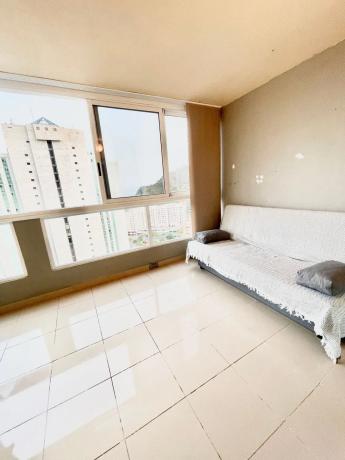 Piso en avenida mariners de la vila joiosa, 17