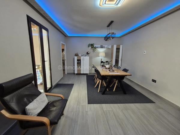 Ático en calle Hernán Cortés