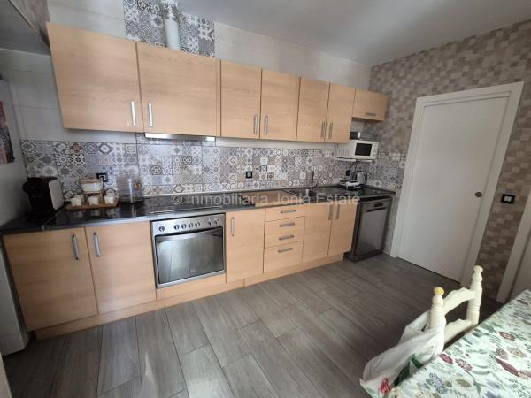 Ático en calle Hernán Cortés