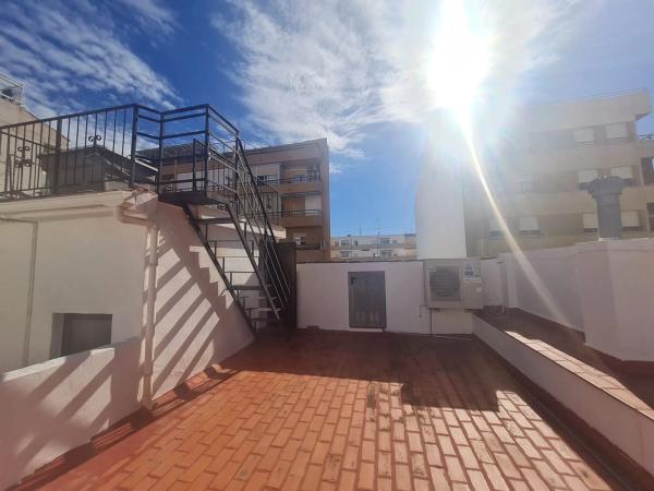 Chalet pareado en calle Ciutat de Castelló