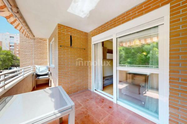 Piso en calle Maruja Pastor