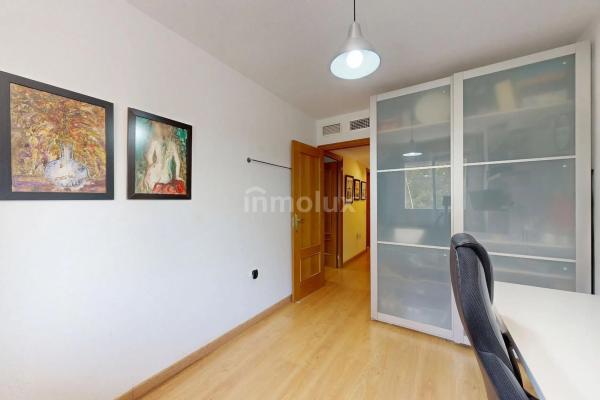 Piso en calle Maruja Pastor