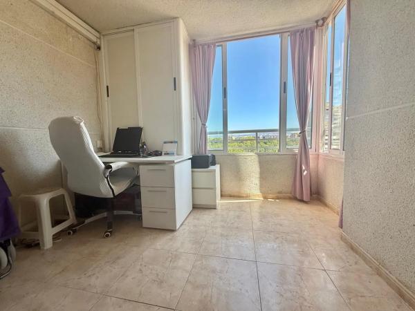 Piso en Barrio Playa de San Juan