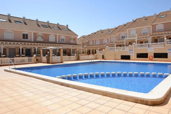 Casa independiente en avenida de Portugal