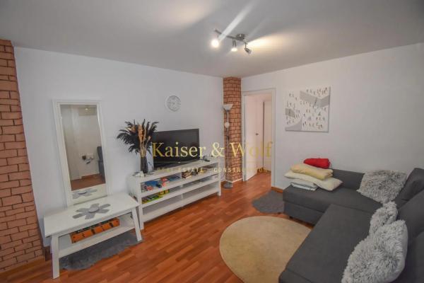 Piso en avenida Canalejas