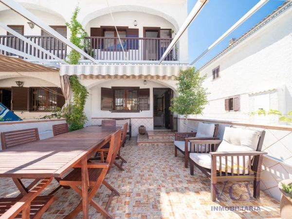 Chalet adosado en calle del Cadafal