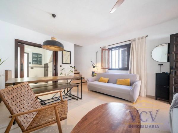 Chalet adosado en calle del Cadafal