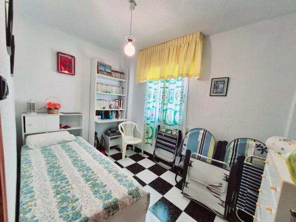 Piso en Cl Gabriel Miro, 17