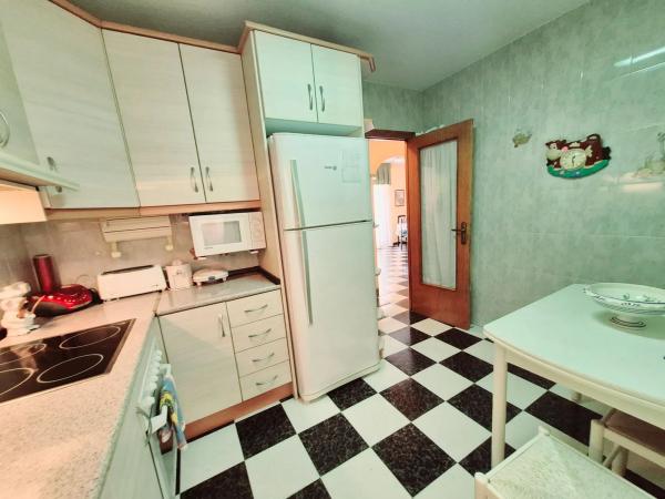 Piso en Cl Gabriel Miro, 17