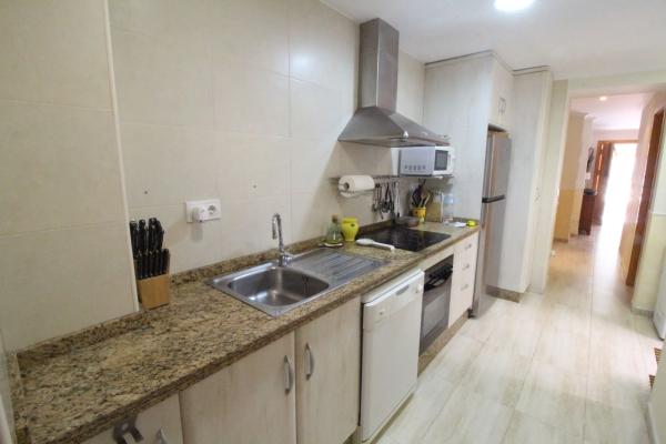 Chalet adosado en calle Orihuela, 4