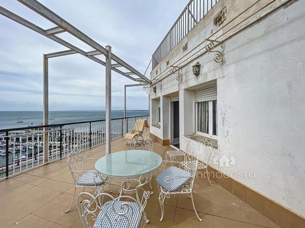 Ático en avenida Jesús Astondoa Santamaría