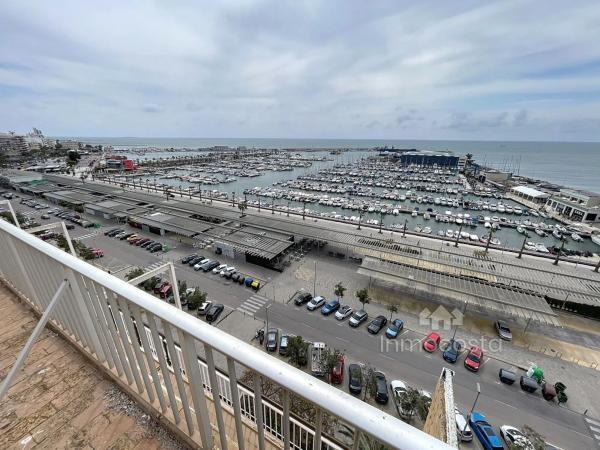 Ático en avenida Jesús Astondoa Santamaría