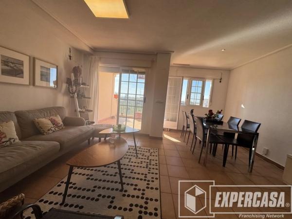 Chalet pareado en calle Lérida