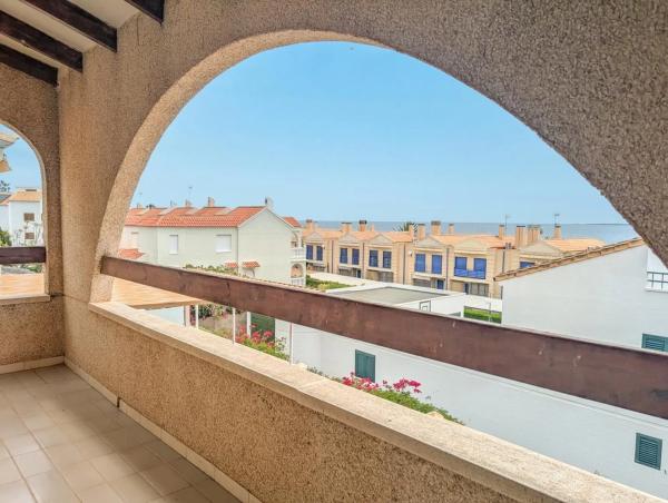 Casa independiente en avenida de la Armada Española