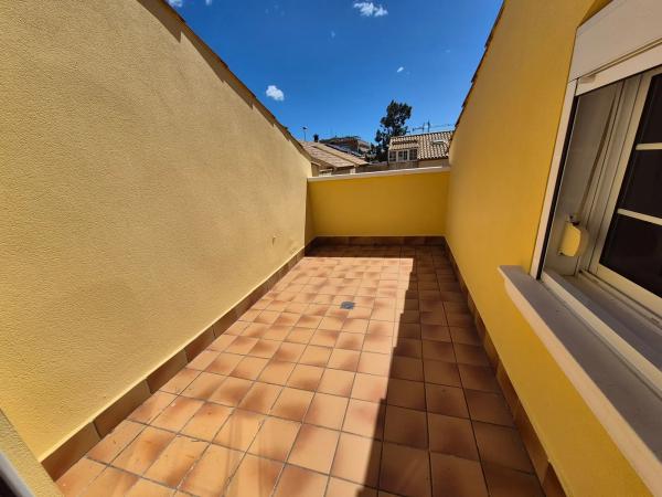 Chalet adosado en calle Gerona, 7