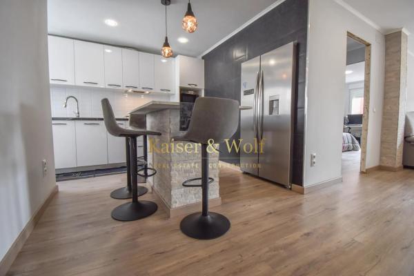 Piso en calle Felip Ii