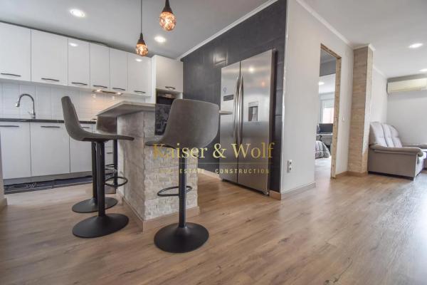 Piso en calle Felip Ii