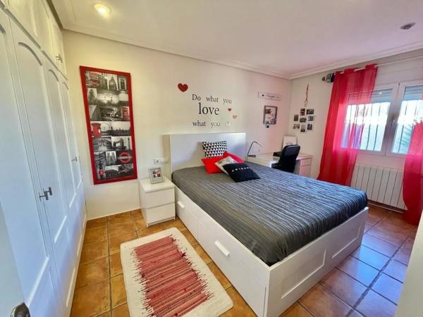 Casa independiente en calle Maestro Serrano